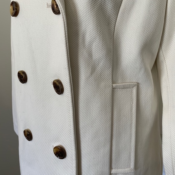 Beautiful White Jacket - Picture 3 of 10